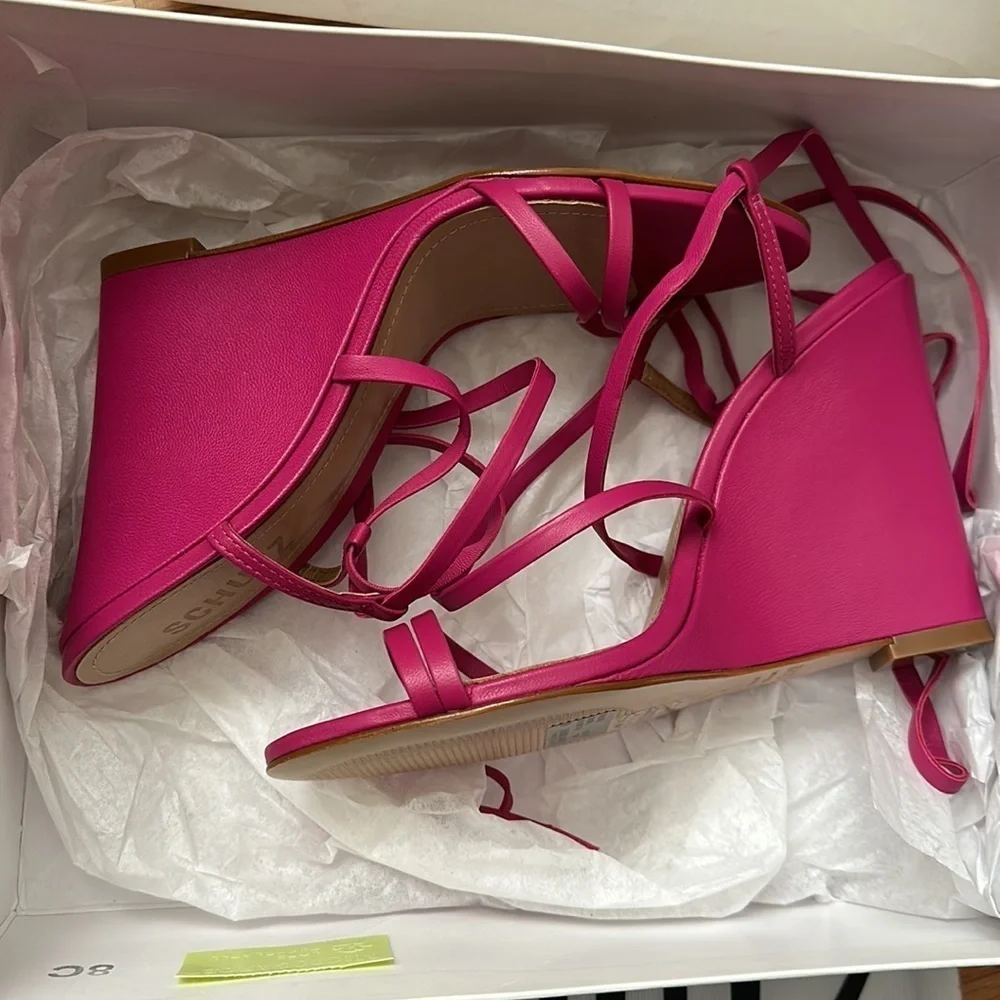 Schutz Deonne Casual Nappa Leather Sandal size 8